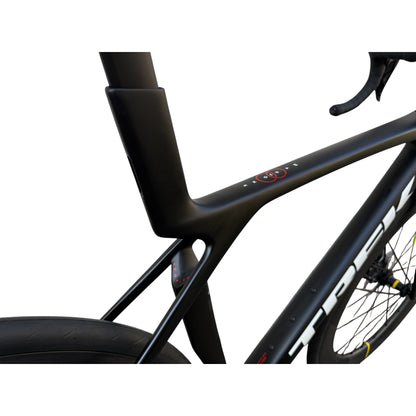 Trek Madone SL Gen 8 Custom – Shimano Ultegra Di2 | Mavic Cosmic SLR 65 | Neu