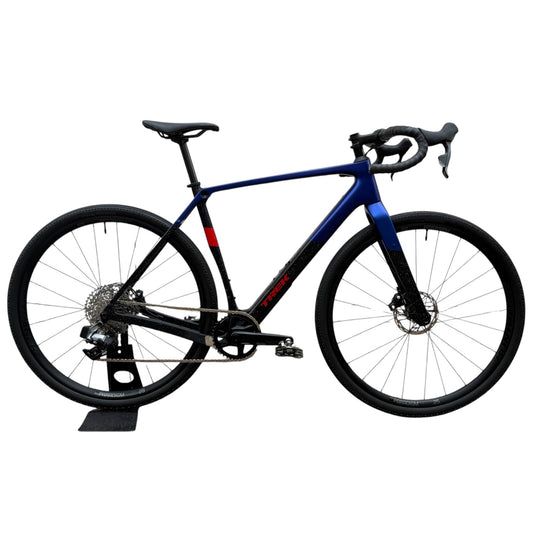 TREK CHECKPOINT SL 6 AXS MATTE BLUE/MARIANAS BLUE M/L Refurbished Carbon Gravelbike