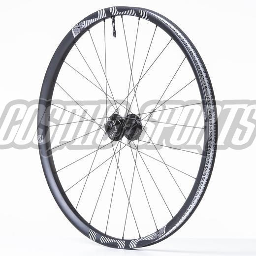 e*thirteen LG1 EN Race Carbon Boost Laufrad VR, 27.5", 110x15mm, 28 L., 30mm, black schwarz LG1, Race